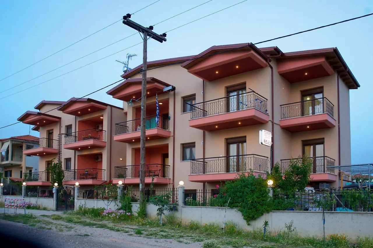 Konstantina Luxury Apartments 니키티