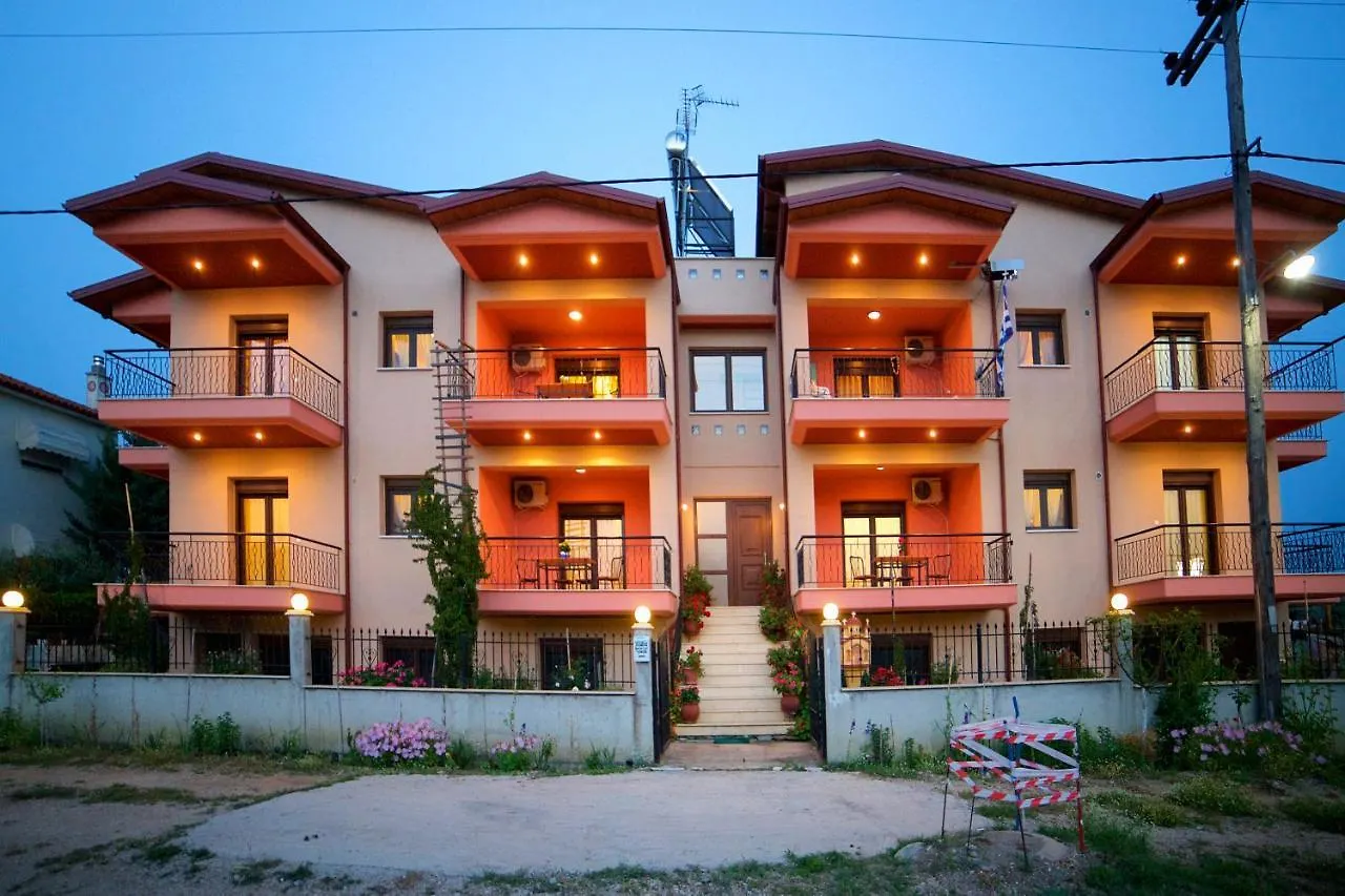 Konstantina Luxury Apartments 니키티